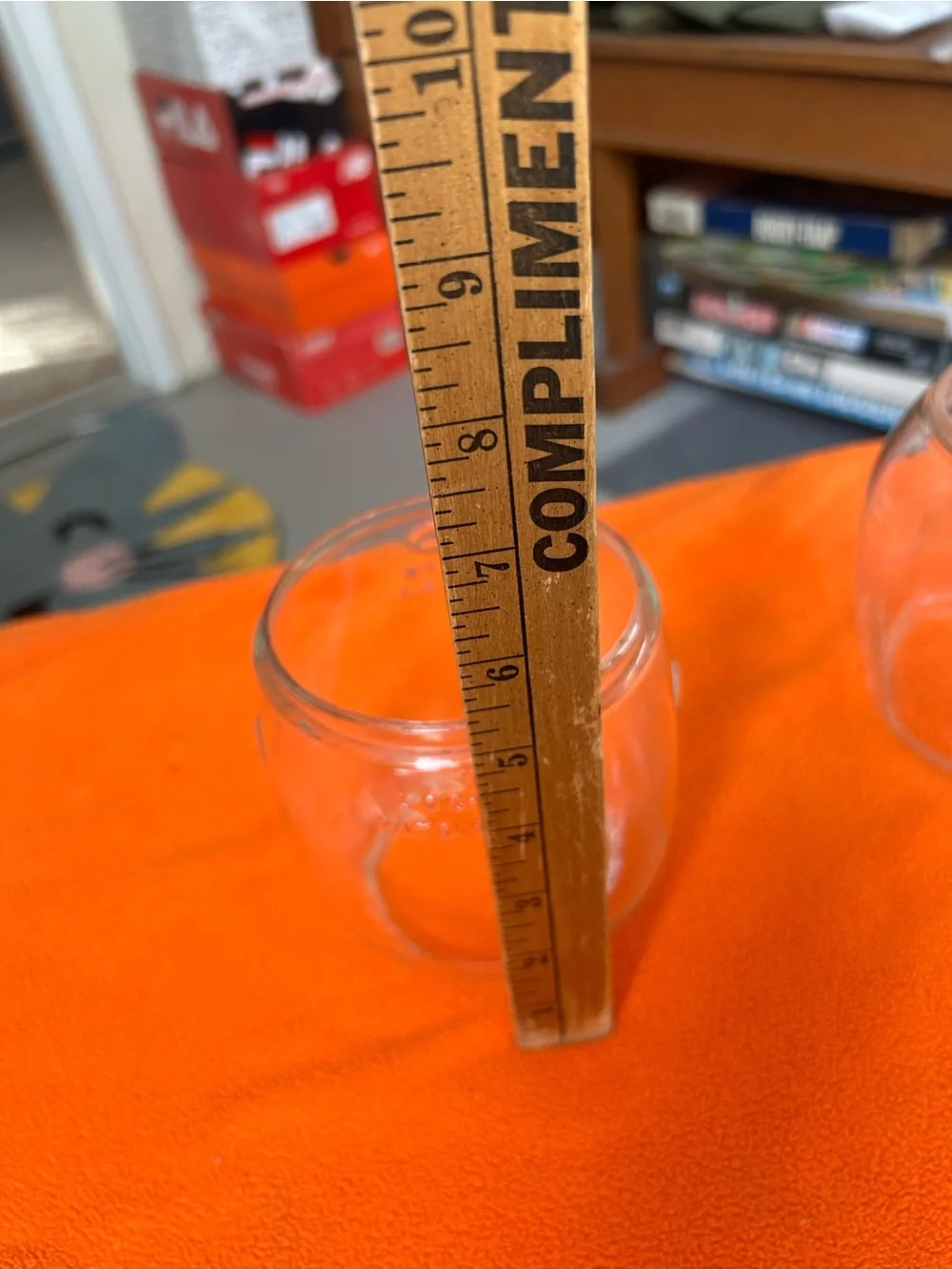 Vintage Dietz D-Lite Loc-Nob clear glass lantern globe.